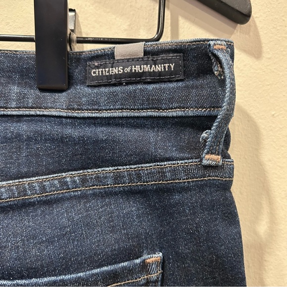 C of H Tylor mid rise slim bootcut dark blue jeans. Size 28. - Picture 4 of 8